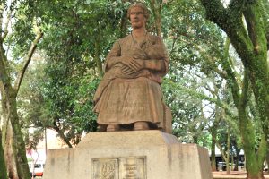 Monumento a Mãe